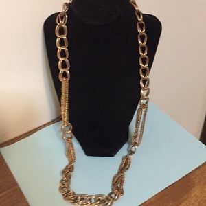 Gorgeous vintage necklace jewelry, 32”
